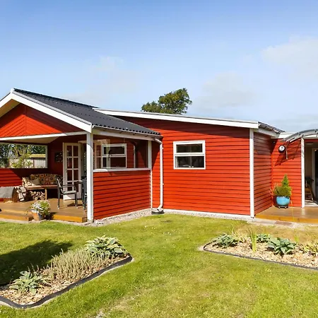 2 Bedroom Beautiful In